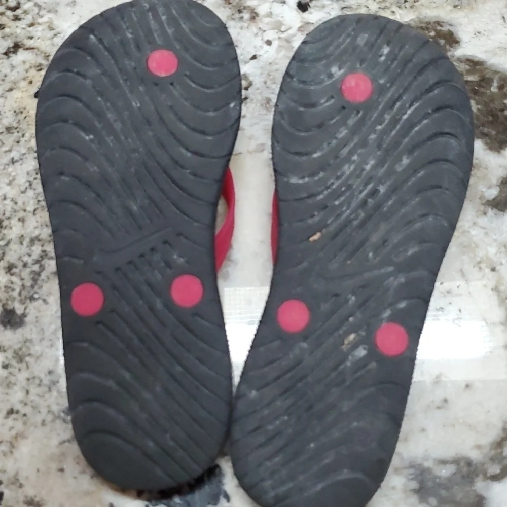 Nike flip flops size 1 black pink